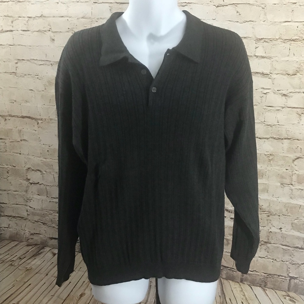 Van Heusen sweater